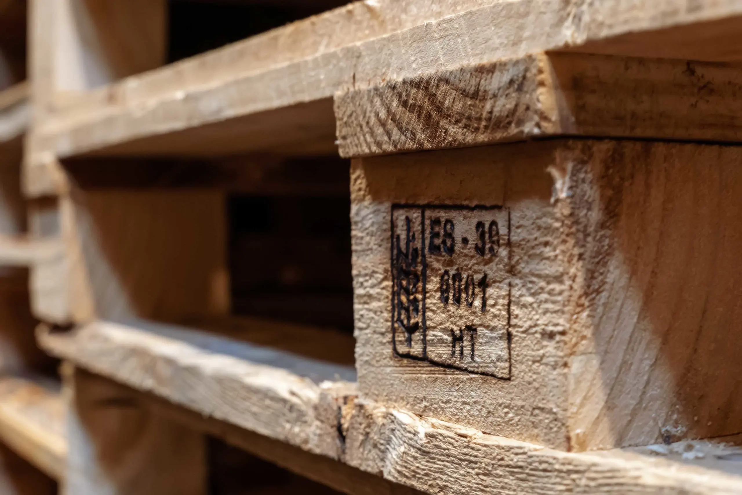 BePallet - Achat et Vente de palette EPAL et jetables en Belgique